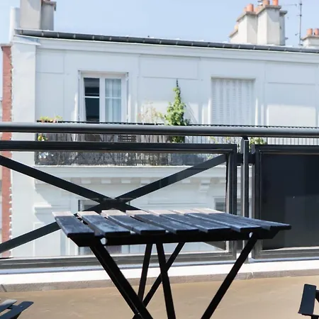 Appartement Nice Duplex With Balcony In Levallois-Perret