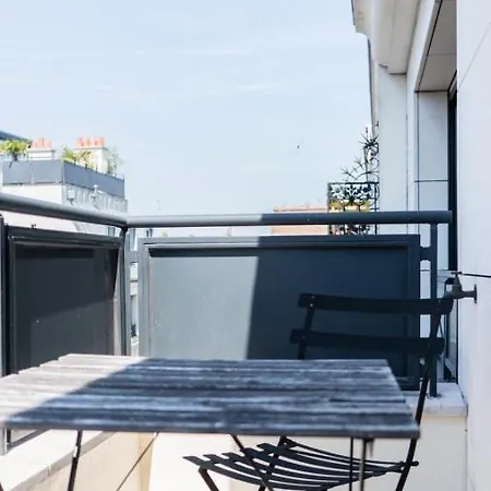 Nice Duplex With Balcony In Levallois-Perret Levallois-Perret